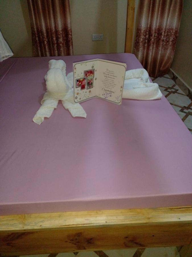 L&J Modern Backpackers Kinondoni Dar es Salaam Quarto foto