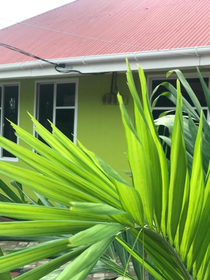 L&J Modern Backpackers Kinondoni Dar es Salaam Exterior foto